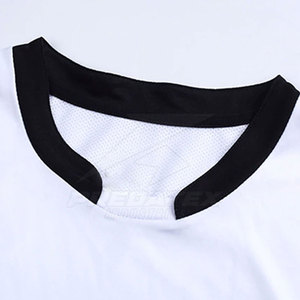 Uniforme de Fútbol Personalizado de Manga Corta, Ligero y Transpirable, de Primera Calidad, con el Último Diseño y Estilo Nuevo - Product Image 3