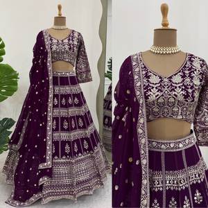 Best Wholesale Price for Top-Design Indian and Pakistani Wedding and Party Wear <b>Lehenga</b> Choli From India - Product Image 3