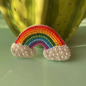 Broche Arbre Charmante Brodée de Perles, Épingle de Robe de Luxe en Perles de Rocaille, Broche Artisanale Brodée de Perles - Product Image 1