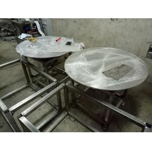 Máquina Llenadora Automática de Alta Precisión con Servocontrol para Alimentos, Bebidas y Líquidos Cosméticos, Disponible a Precio de Fábrica - Product Image 1