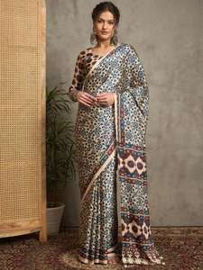 AJRAKH GAJJI BLUSA DE DISEÑADOR IMPRESO con GONDA en PALLU Fabricantes de Sari al por mayor de ropa india y pakistaní en India - Product Image 2