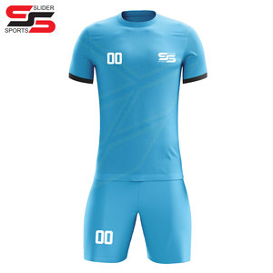 Ensemble d'uniformes de football personnalisés haut de gamme pour hommes et femmes, kits de football à manches courtes en mesh avec couleur et logo personnalisés, séchage rapide, vente en gros - Product Image 6