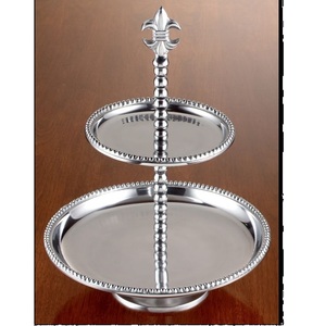 Support à gâteau rond à 3 niveaux de luxe, nouvelle marque TQC, design en aluminium écologique à nervures, qualité supérieure, plateau argenté, lavage à la main uniquement - Product Image 1