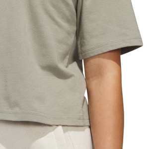 Top corto de punto ajustado sin mangas para mujer, moderno, para uso casual y de ocio. Top corto ligero y transpirable para mujer. - Product Image 3