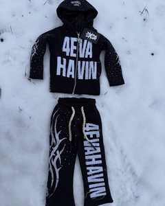 Conjunto Deportivo para Hombre Hecho en Pakistán, 100% Algodón, Cintura Elástica, Manga Larga, Bordado con Pedrería, Logotipo Personalizado, MOQ Bajo - Product Image 1