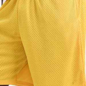 Pantalones cortos deportivos en blanco para hombre con logotipo personalizado - Product Image 3