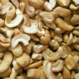 Noix de cajou brutes 100% naturelles LP Noyaux frais de haute qualité Vietnam 20kg Cartons Délicieux et nutritifs Prix de gros bon marché - Product Image 1