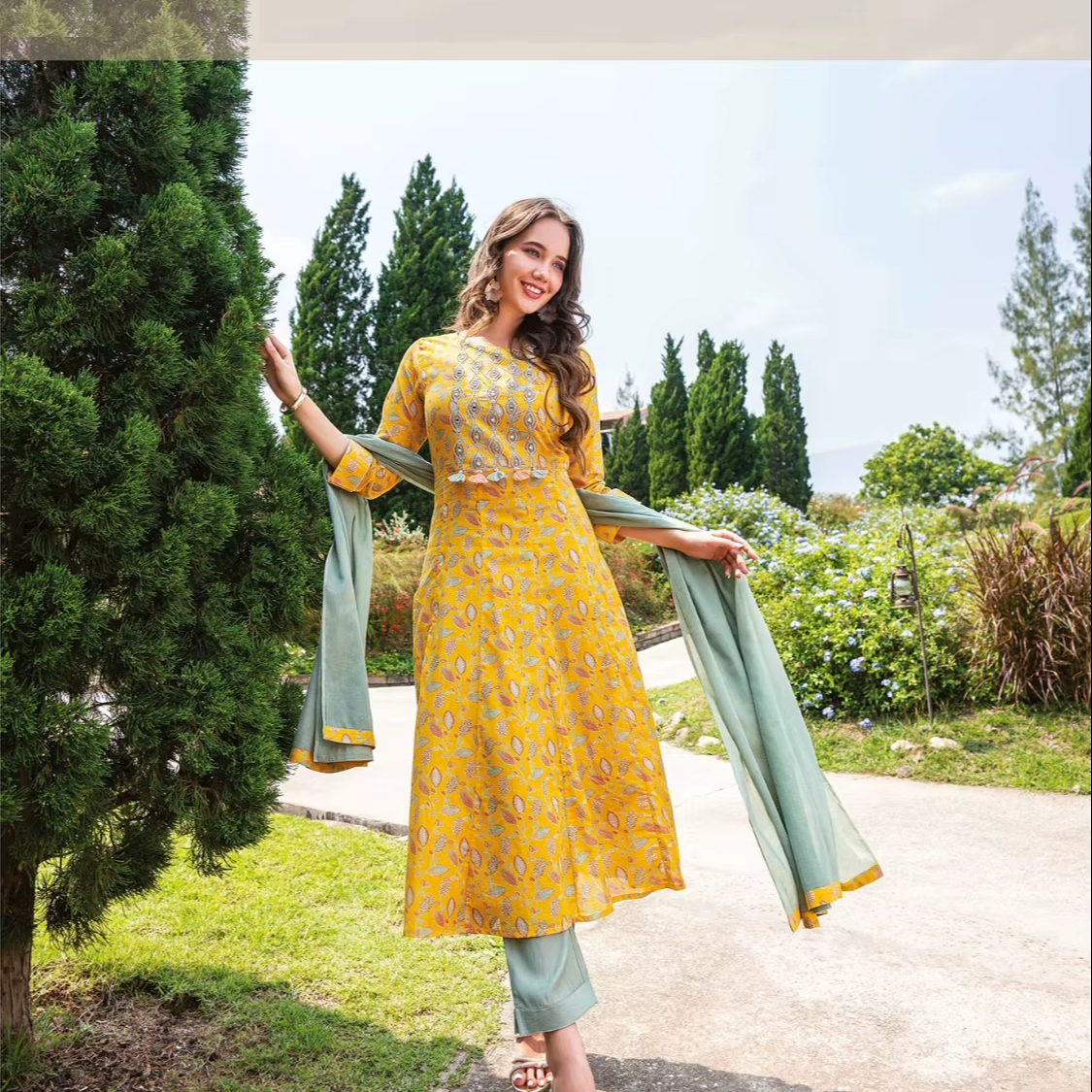 gathered cut-out dress Adrianna Papell Sleeveless Printed Maxi Women's Peach : 14 Maxi dresses It features Zara Dresses | Zara meta-filter-craft process-jacquard weaving Length & Shape:Long Stiletto