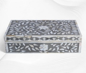 Boîte à bijoux en MDF incrusté de résine et d'os avec logo personnalisé écologique pour les femmes à des fins de cadeau disponible en vrac - Product Image 2