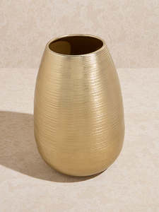 Florero de aluminio de lujo con diseño geométrico moderno para interiores contemporáneos para precio de venta de exportación - Product Image 2