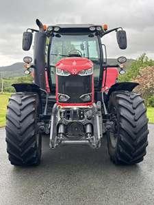 รถแทรกเตอร์มือสอง ปี 2018 ยี่ห้อ Massey Ferguson รุ่น 7722 S Dyna 6 ขับเคลื่อน 4 ล้อ พร้อมห้องโดยสารแบบปิด สำหรับงานเกษตร - Product Image 3