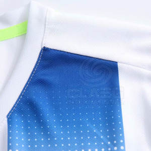 Uniforme de fútbol de diseño personalizado de alta calidad, uniforme de fútbol transpirable de secado rápido para la venta en línea - Product Image 3