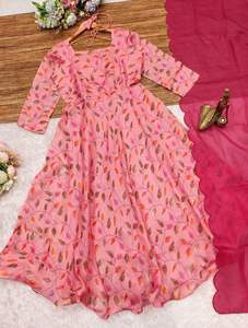 Robe décontractée prête pour les fêtes, imprimé numérique, ensemble Kota Chex avec dupatta en dentelle Aarka, mode naturelle et subtile, vêtements pour femmes - Product Image 6