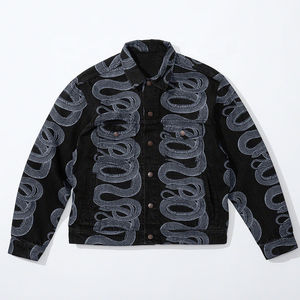 Chaqueta Vaquera para Hombre STITCHMODE, Chaqueta Vaquera Negra con Estampado Completo de Alta Calidad y Logotipo Personalizado de Estilo Antiguo - Product Image 2