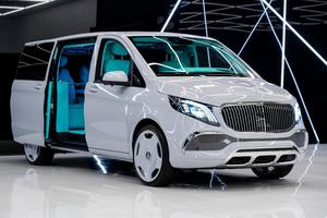 รถตู้โดยสารเมทริส ปี 2023 รุ่น Limited Spec มือสอง ขับเคลื่อนล้อหลัง เกียร์อัตโนมัติ 9 สปีด เครื่องยนต์ 2.0 ลิตร I4 เทอร์โบชาร์จ - Product Image 1