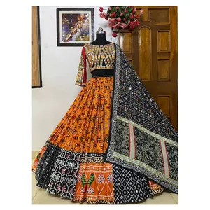 民族服装婚礼穿重黄油丝绸，用真镜子制作，印度制造