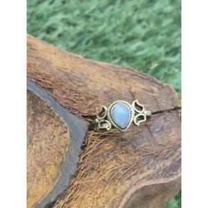 Anillo Minimalista de Latón Hecho a Mano con Piedra Lunar Natural, Estilo Bohemio, de Lujo, Regalo para Mujer, Fiesta, Boda, Aniversario - Product Image 2