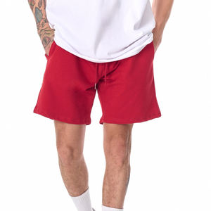 Vente en gros de shorts athlétiques rouges en coton de haute qualité pour hommes grande taille avec logo personnalisé salle d'entraînement athlétique et solide de haute rue - Product Image 1