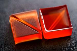 Recette de pâtisserie |   Moule en silicone Bold Maker Split Square - Idéal pour les bonbons aux fruits et les confiseries moulées - Product Image 5