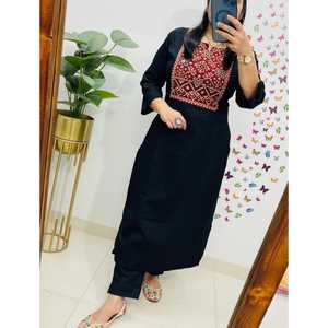 Diseñador Real Mirror Work Smart Kurti Pant en patrón recto emparejado con cómodo - Product Image 1