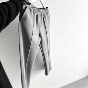 กางเกงกีฬาผ้าแคนวาสรักษ์โลกทรงตรงสำหรับผู้ชาย ผลิตตามสั่งจากโรงงาน ขายส่ง ทรงปกติ เอวกลาง จีบด้านหน้า เหมาะสำหรับเดินป่าและกิจกรรมกลางแจ้ง - Product Image 4