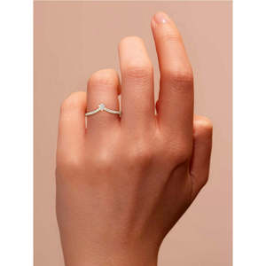 Anillo de diamante de oro cultivado en laboratorio con un impresionante motivo floral - Product Image 2