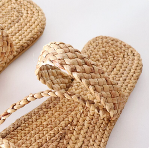 Pantoufles en paille pour femmes, chaussures de maison, pendaison de crémaillère, cadeau de fête de mariage - Product Image 6