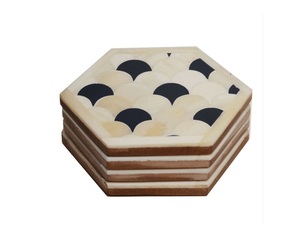 Posavasos decorativos con incrustaciones de hueso con base de madera, ideales para regalos corporativos de inauguración de la casa y ocasiones festivas de nogal - Product Image 2