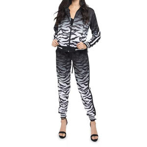 Saison des femmes 2025 Gradient Tiger Stripe Survêtement Skinny Sexy Survêtements pour femmes Survêtements rayés Coton - Product Image 5