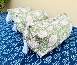 Neceser grande con estampado de bloque indio acolchado, neceser impermeable de algodón acolchado | Bolsa de maquillaje con estampado de bloque | Neceser para cosméticos - Product Image 3