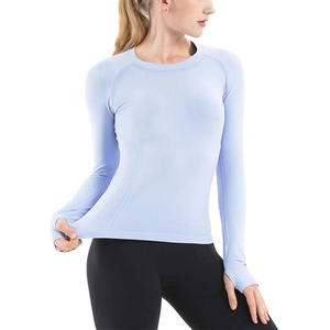 Chemise de compression à manches longues pour femmes avec évacuation de la sueur et coutures anti-frottement - Product Image 1