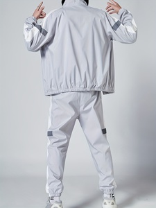 Conjunto de chaqueta y pantalones con cremallera a prueba de viento sólido estampado unisex con etiqueta reflectante conjunto de chándal de primavera y otoño - Product Image 3