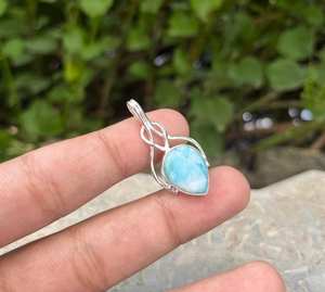 จี้สร้อยคออัญมณีรูปลูกแพร์สำหรับผู้หญิงจี้ห้อยคอสีเงินสเตอร์ลิง925เป็นของขวัญที่สมบูรณ์แบบสำหรับทุกเพศ - Product Image 2