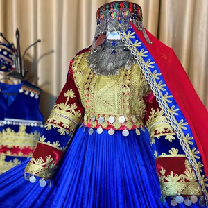 Robe longue maxi ethnique bohème vintage tribale afghane faite à la main avec détail de boutons en dentelle, taille naturelle pour femmes - Product Image 3