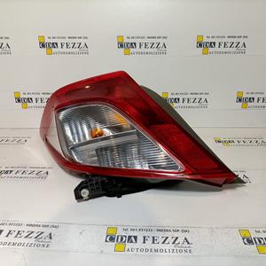 Luz Trasera Izquierda para Toyota Yaris Serie 1NR-FE, 1NR-FKE (11>13) - Product Image 1