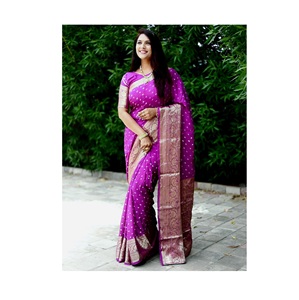 Sari de seda Bandhej cómodo de alta calidad con hermosa Sari de seda Bandhej Boutique para ocasiones especiales - Product Image 1