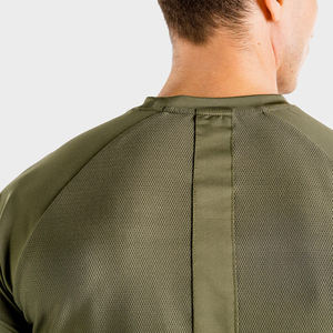 Camisetas de fitness de ajuste seguro de compresión suave, camisetas de fitness de sensación de borde limpio diseñadas para manejar camisetas de fitness de actividad de alto movimiento - Product Image 5