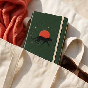 Diario Personalizzato LABON Panther in Pelle PU Verde Foresta con Copertina Rigida, Stelle in Lamina d'Oro e Bordi Dorati Arancione Bruciato - Product Image 4