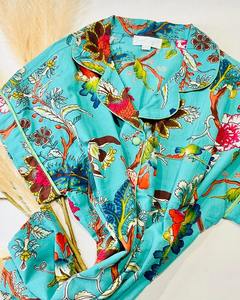 Conjunto de ropa de dormir de algodón sostenible para mujer Blue Blossom Pijamas cortos para verano Conjunto de dormir para mujer - Product Image 3