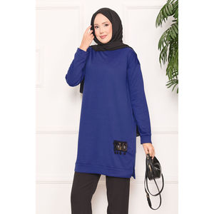Túnica Hijab con Adornos de Piedras Índigo y Pompones, Estilo Modesto - Product Image 2