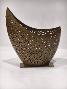 ที่วางเทียนตาข่ายโลหะแบบใช้มือสำหรับการตัดแสงโดยรอบและการตกแต่งที่มีเสน่ห์ในบ้านที่ทันสมัย - Product Image 5