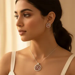 Ensemble de boucles d'oreilles et pendentif en argent sterling 925 pour femmes, avec cristaux géométriques, bijoux fins de luxe, à porter tous les jours - Product Image 2