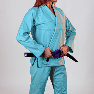 Kimono BJJ ligero de secado rápido para mujer Jiu Jitsu Gi personalizado con logotipo bordado y costuras reforzadas - Product Image 4