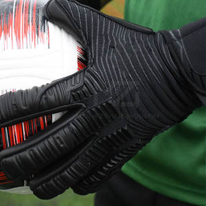 Gants de gardien de but à adhérence améliorée, gants de gardien de but de football, gants de gardien de but de football avec sangle de poignet, soutien réglable - Product Image 4