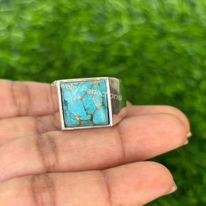 Vente en gros de bagues en cuivre plaqué argent sterling 925 avec turquoise, bijoux faits à la main, tendance actuelle, turquoise naturelle - Product Image 1
