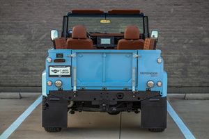 MEJOR OFERTA DEFENDER 90 TURBO DIESEL 4X4 1999, VOLANTE A LA IZQUIERDA, EN PERFECTO ESTADO, IMPECABLE, EXCELENTE CONDICIÓN, ELECCIÓN PREMIUM, EXPORTACIÓN - Product Image 5
