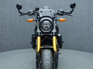 Motocyclettes de luxe robustes 56KRZR225P3012423 2023 FTR R Industrial Carbon Sport ABS Haute Performance Naked Bike OEM Origine US - Product Image 4