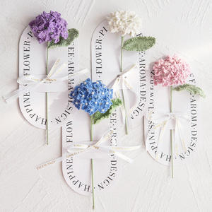 Tarjetas de Felicitación con Hortensias Tejidas a Mano, Flores Artificiales de Lana para Regalos Navideños, Adornos de Mesa, Flores Preservadas - Product Image 1