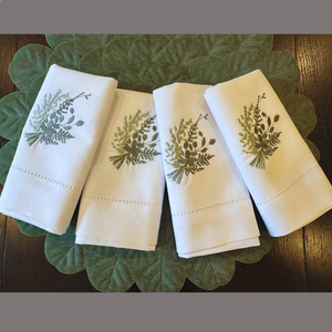 Serviettes en lin brodées pour utilisation aérienne Serviettes en tissu lavables réutilisables et douces Table à manger familiale Fête de mariage OEM disponible - Product Image 1