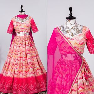 Dernier exclusif Wedding Wear Designer Look élégant Chinon Lehenga Choli avec Dupatta Crochet travail fournisseur de l'Inde - Product Image 4
